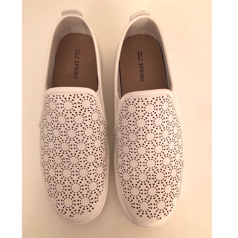 white shoes - Picture 2 of 3